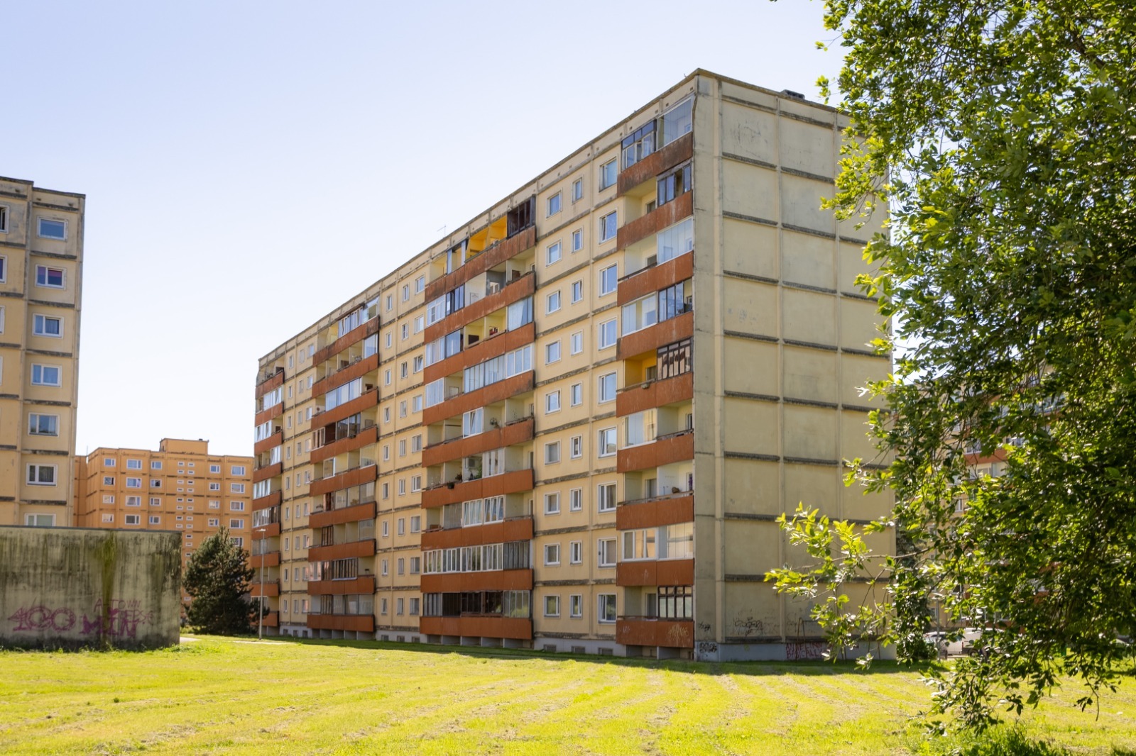 Kreekinnisvara müüa korter Tartus Kaunase pst 82 väljast