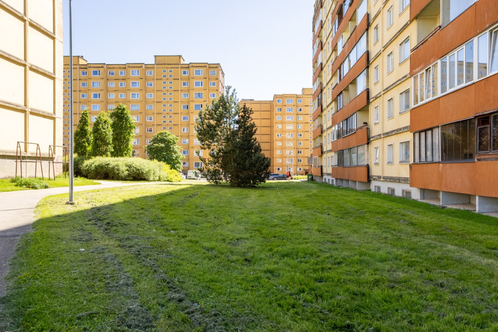 Kreekinnisvara müüa korter Tartus Kaunase pst 82 väljast